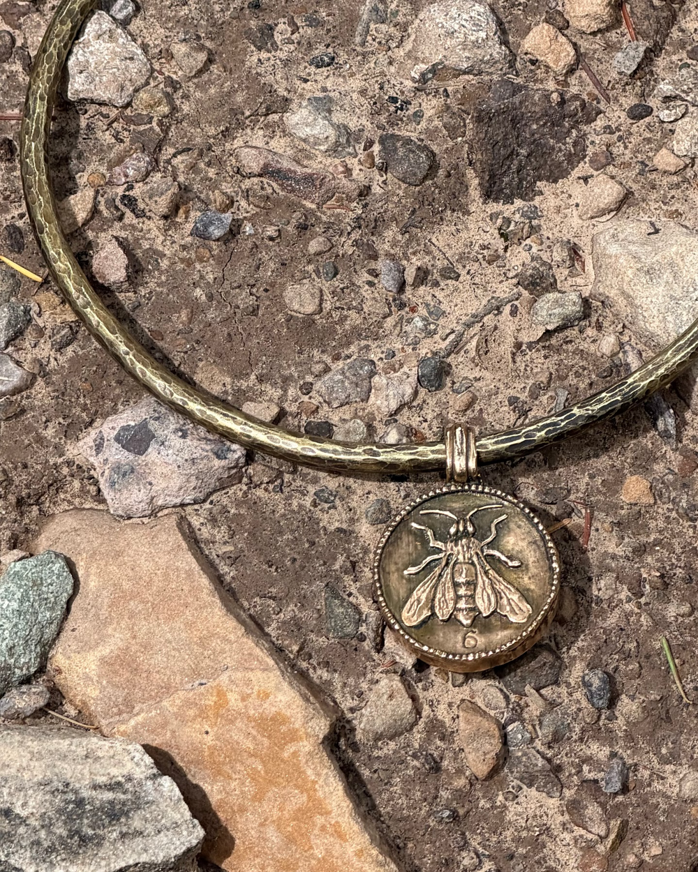 High Vibe Honey Bee 6 Power pendant