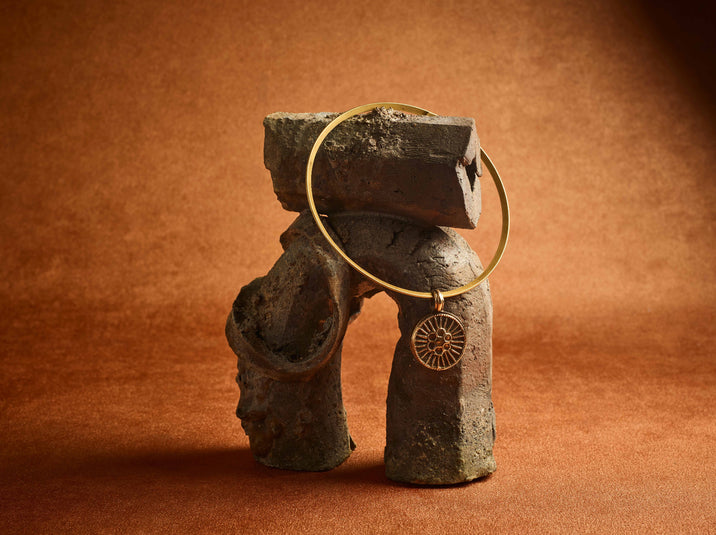 High Vibe Honey Bee 6 Power pendant