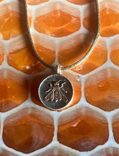 High Vibe Honey Bee 6 Power pendant